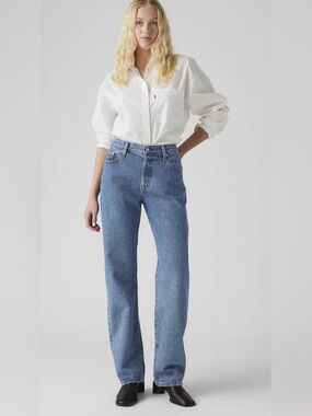 LEVI’S 501 90’s Jeans in SHOUT OUT STONE - MEDIUM WASH